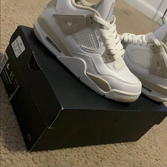 Jordan 4